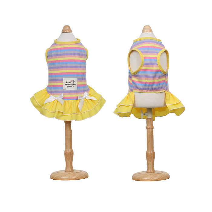 Sunscreen dog clothes, rainbow striped pet dress, outdoor camping pet dress, summer thin style for dogs.