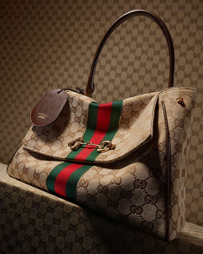 Gucci Paparazzo medium top handle bag