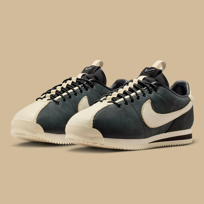Nike Cortez Polka Dots Black
