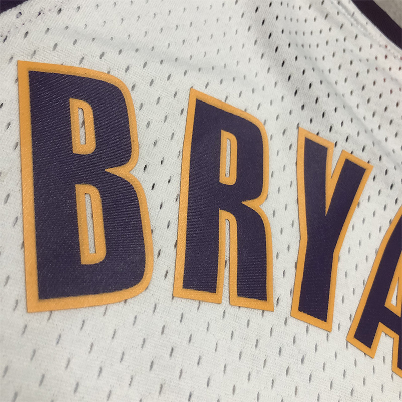 US$ 26.00 - 2003-04 LAKERS BRYANT #8 White Retro Top Quality Hot Pressing  NBA Jersey(V领) - m.