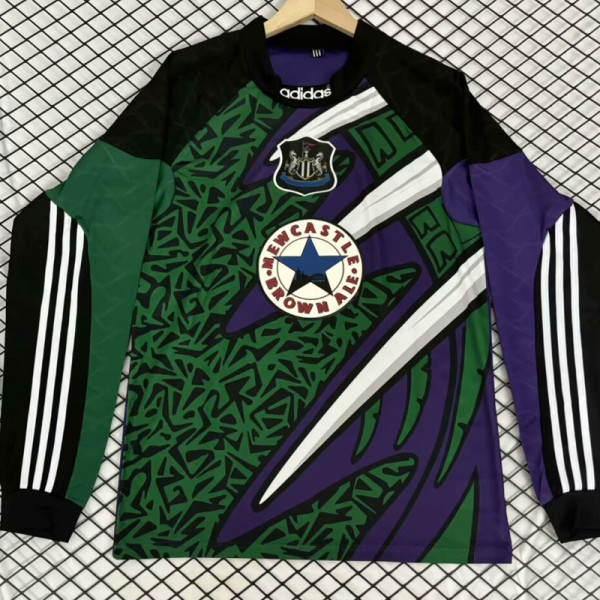 1995-1996 Newcastle Purple GoalKeeper Long Sleeve Retro Soccer Jersey (长袖)