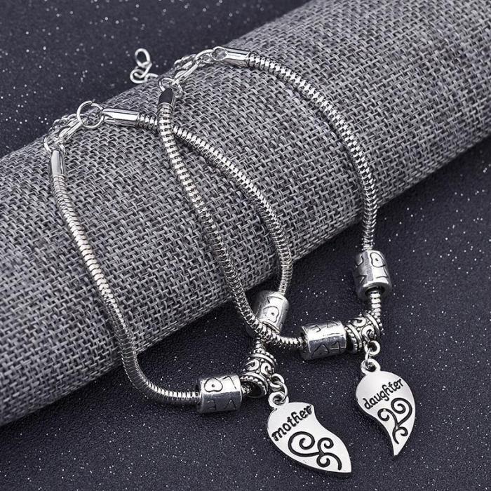 Beautiful Mother And Daughter Heart Bracelet