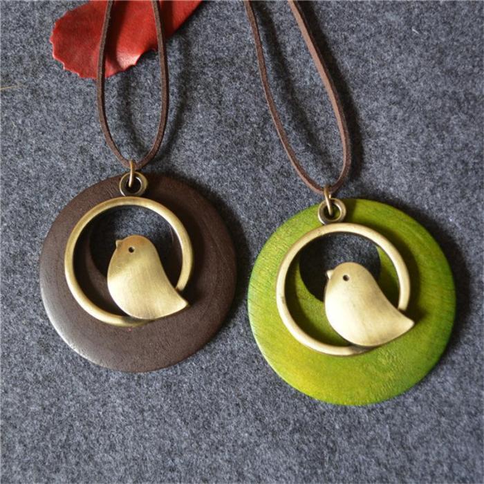 Beautiful Wooden Bird Pendant Leather Chain Necklace