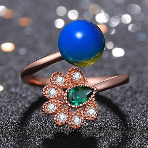 Elegant Casual Open Design Peacock Shape Amber Inlaid Finger Ring
