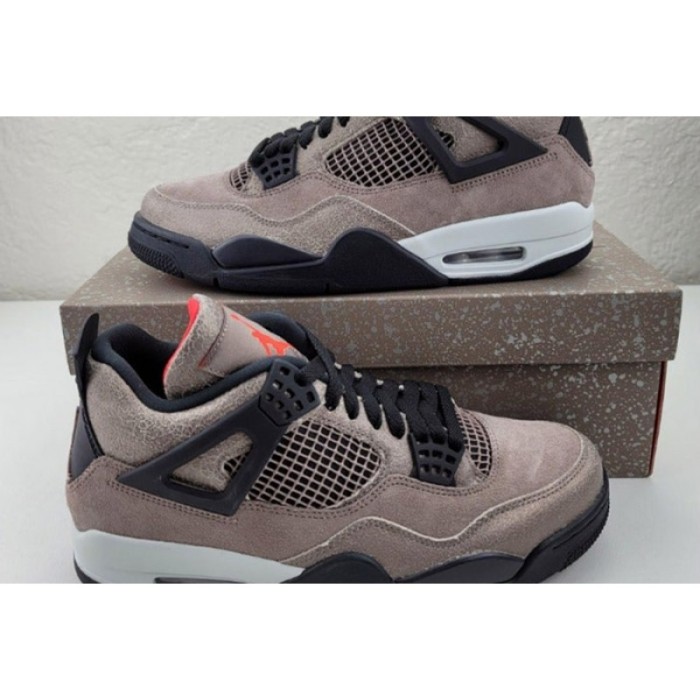AIR JORDAN 4 TAUPE HAZE