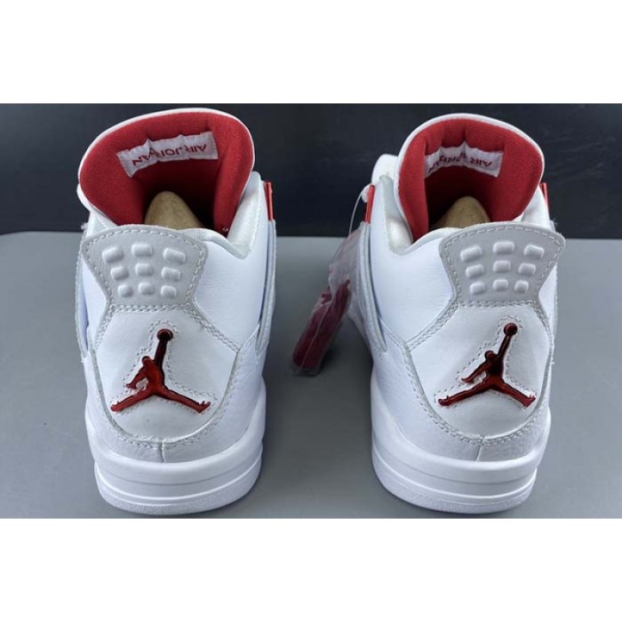 Air Jordan 4 “University Red” CT8527-112
