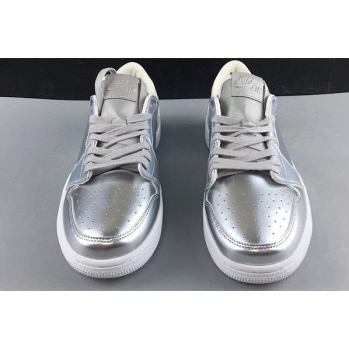 Air Jordan 1 Low OG Pinnacle 852549-003