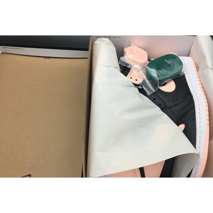 AIR JORDAN 1 RETRO HIGH OG 'CRIMSON TINT' 555088-081