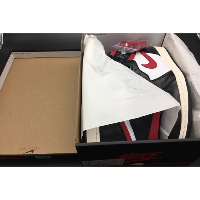 AIR JORDAN 1 BLACK WHITE GYM RED 555088-061
