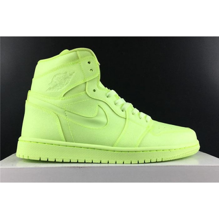 Air Jordan 1 WMNS “Barely Volt” AH7389-700