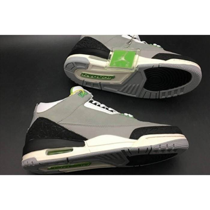 Air Jordan 3 Chlorophyll Tinker 136064-006