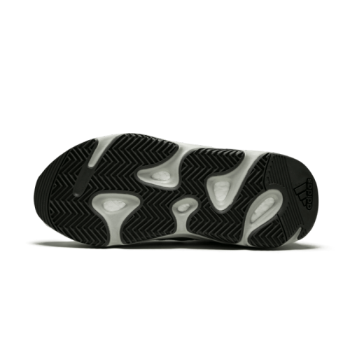 Yeezy 700 Salt