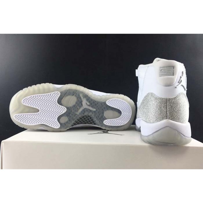 AIR JORDAN 11 RETRO WHITE METALLIC SILVER - AR0715-100
