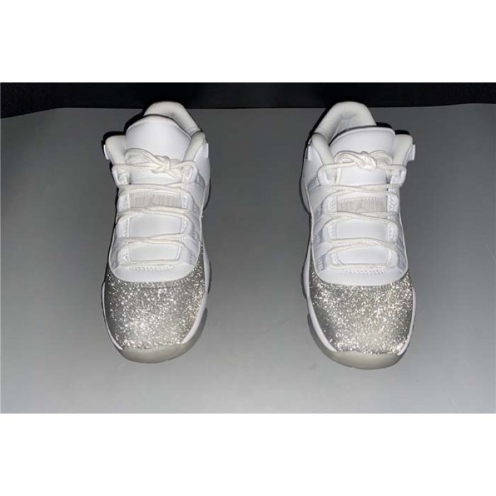 Air Jordan 11 WMNS “Metallic Silver” AH0715-100