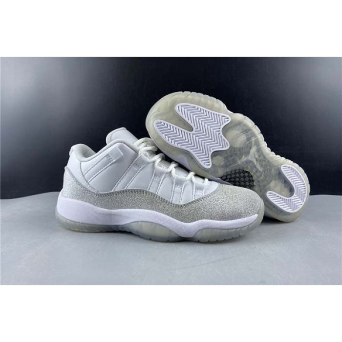 Air Jordan 11 WMNS “Metallic Silver” AH0715-100