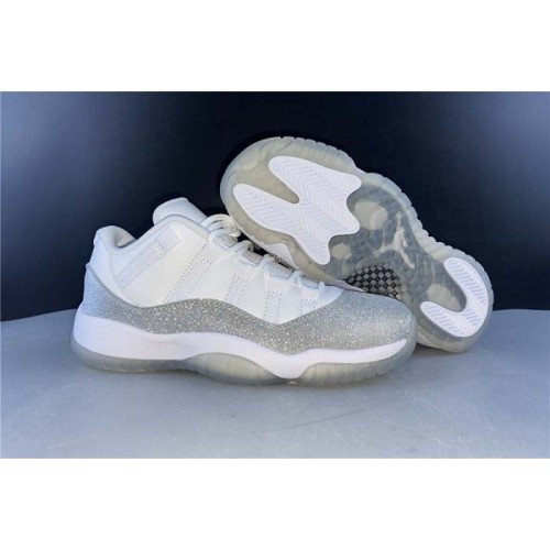 Air Jordan 11 WMNS “Metallic Silver” AH0715-100