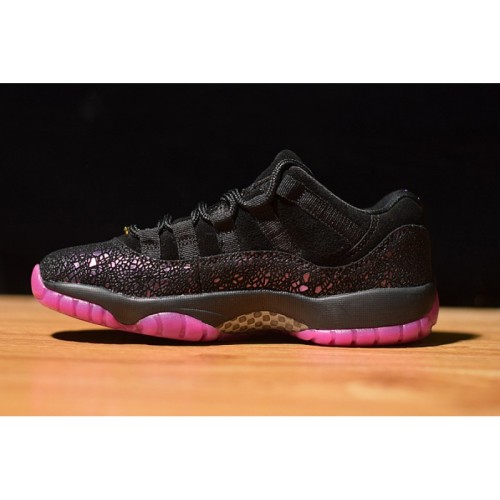 AIR JORDAN 11 RTR L THINK 16  ROOK TO QUEEN  black AR5149-005