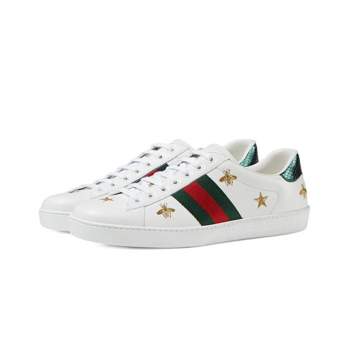 (Men) Gucci Ace embroidered sneakers