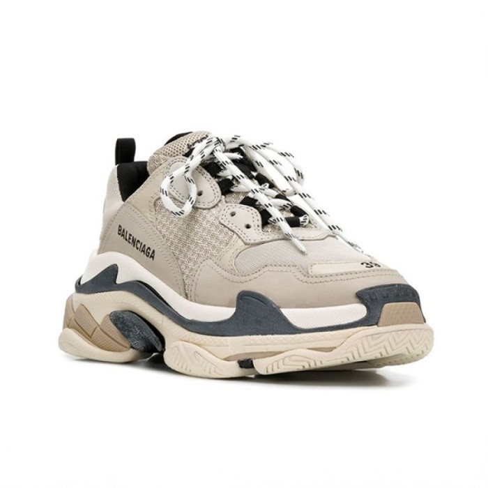 Balenciaga Triple S Vanille