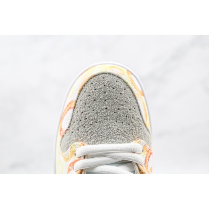 DUNK SB Low Pro QS  Street Hawker