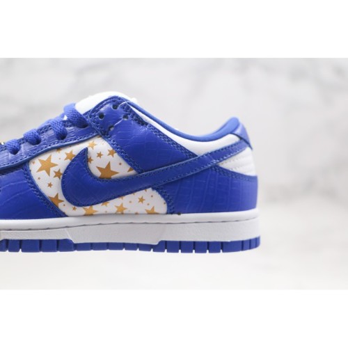Supreme x Nike SB Dunk Low  Hyper Royal