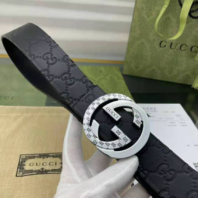 Gucci New type of embossed copper buckle pattern