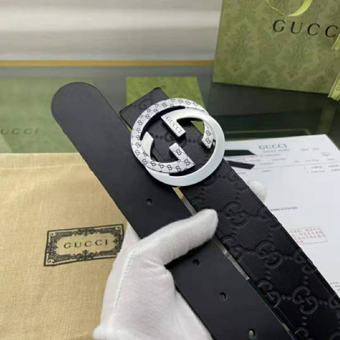 Gucci New type of embossed copper buckle pattern