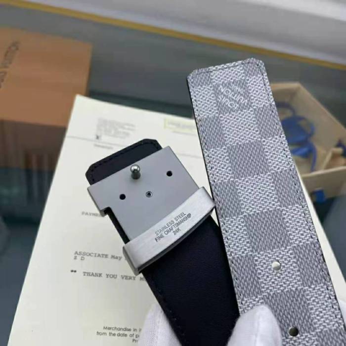 Louis Vuitton New sand surface copper buckle1-11