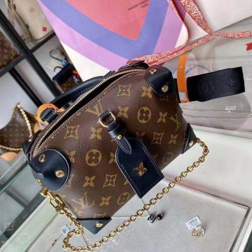 Louis Vuitton shoulder bag