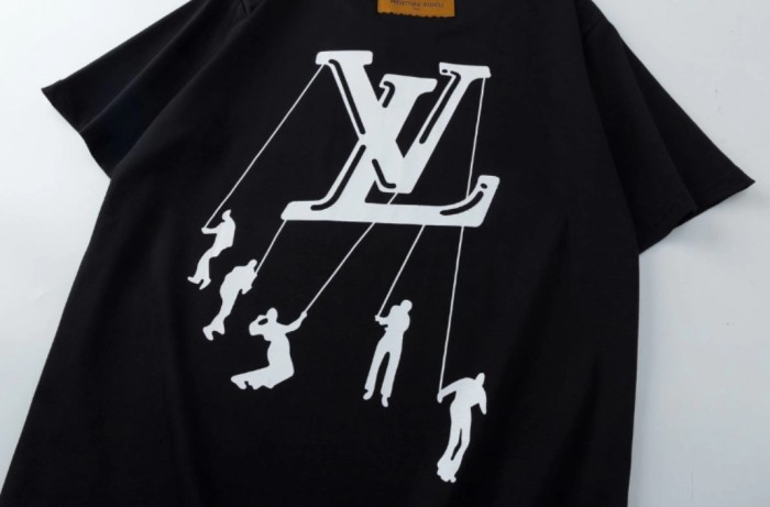 Louis Vuitton Men's and Women's Short Sleeve