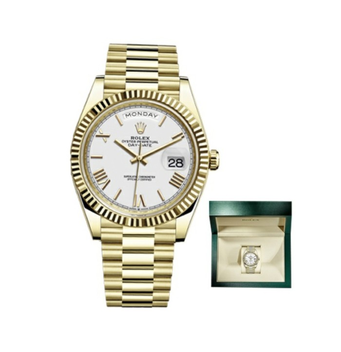 Rolex Oyster Perpetual Date 40 Watch