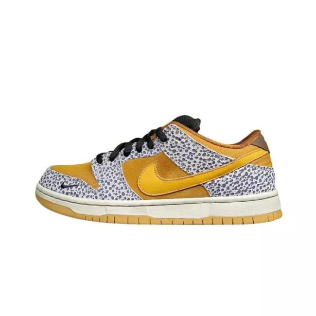 NIKE SB Dunk Low Safari