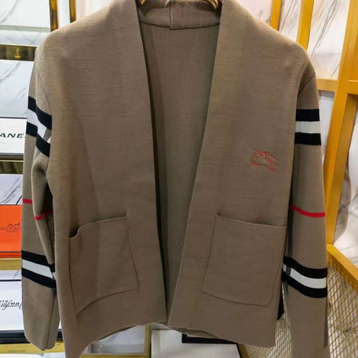 Burberry Long Sleeve Sweater