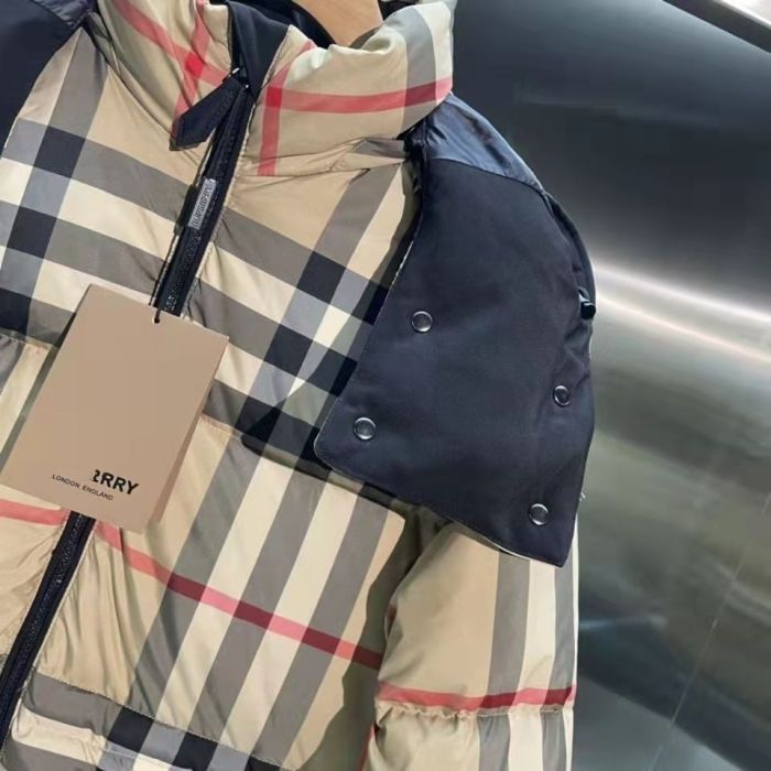 Burbe*ry 21 Autumn/Winter Vintage Check Recycled Polyester Down Jacket