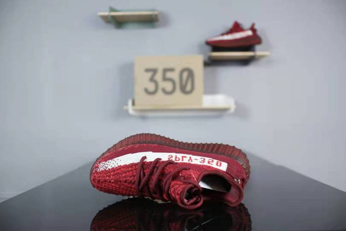 Yeezy Boost 350 V2