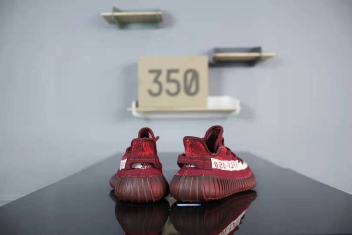 Yeezy Boost 350 V2
