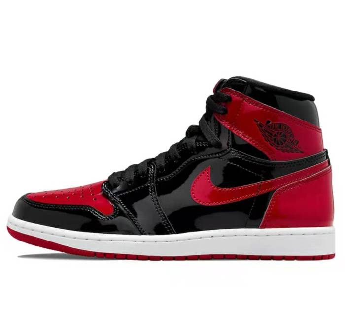 Air Jordan1Retro High OG Patent Bred