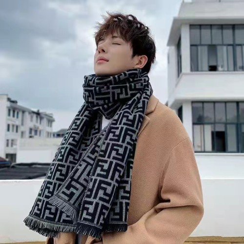 Fendi Men's Simple Scarf