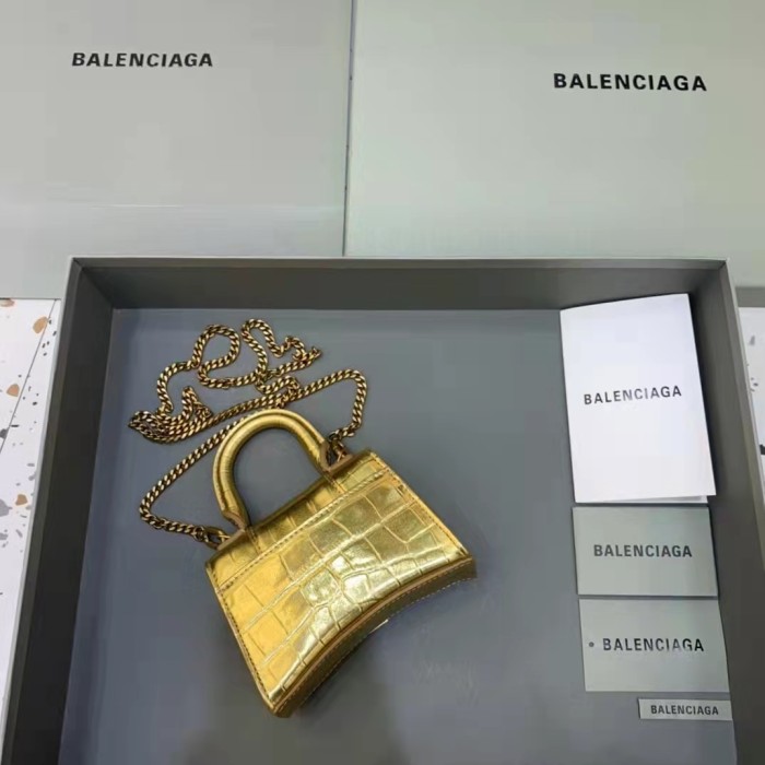 BALENCIAGA