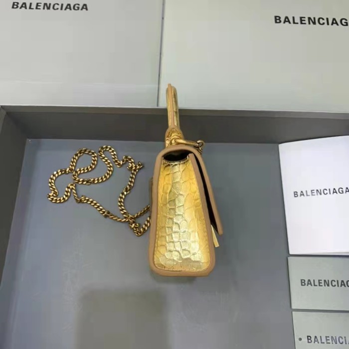BALENCIAGA