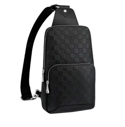 LOUIS VUITTON AVENUE Shoulder Bag Agate Black