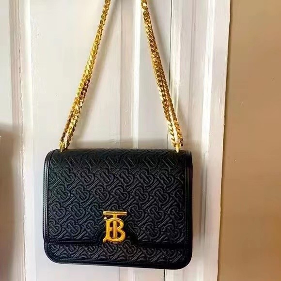 Burberry lock bag in quilted lambskin