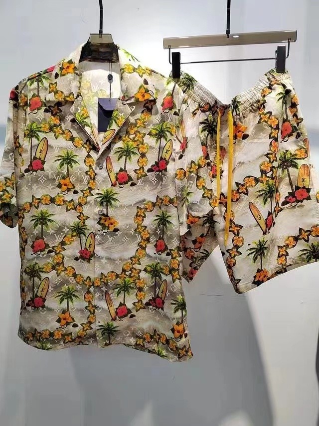 LV printed  sleeved shirt men One set