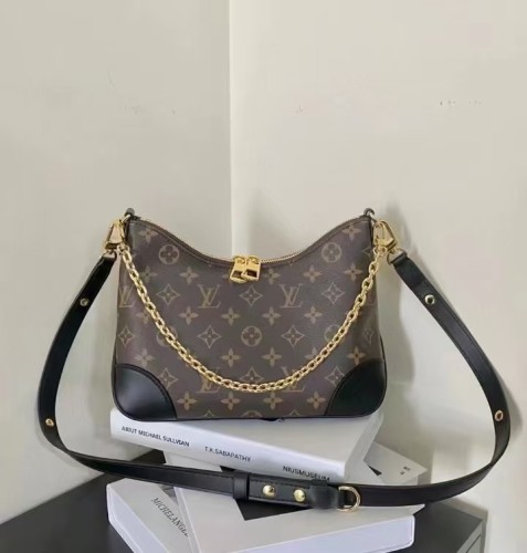 LOUIS VUITTON BOULOGNE