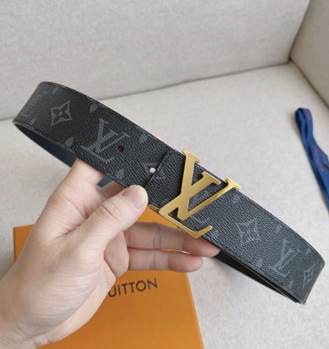 LOUIS VUITTON Belt