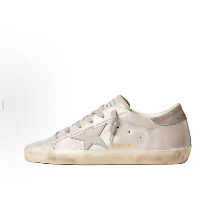 Golden Goose Super-Star Board Shoes Women's Off-White