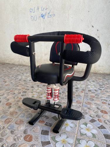 0710Jកៅអីកូនក្មេងដាក់នៅលើកង់អាគុយ