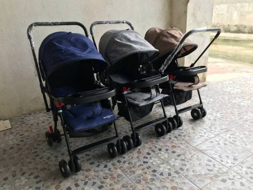 772Bរទេះរុញទារក បត់បាន ដៃរុញទៅមុខក្រោយបាន ថែមមុងមួយ