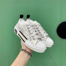 MDS13 Men's and women's casual shoes size 36-44 with box MDS13 Men's and women's casual shoes size 36-44 with box