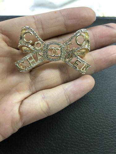 CHX28 Classic fashion women brooch gold-plated jewelry
